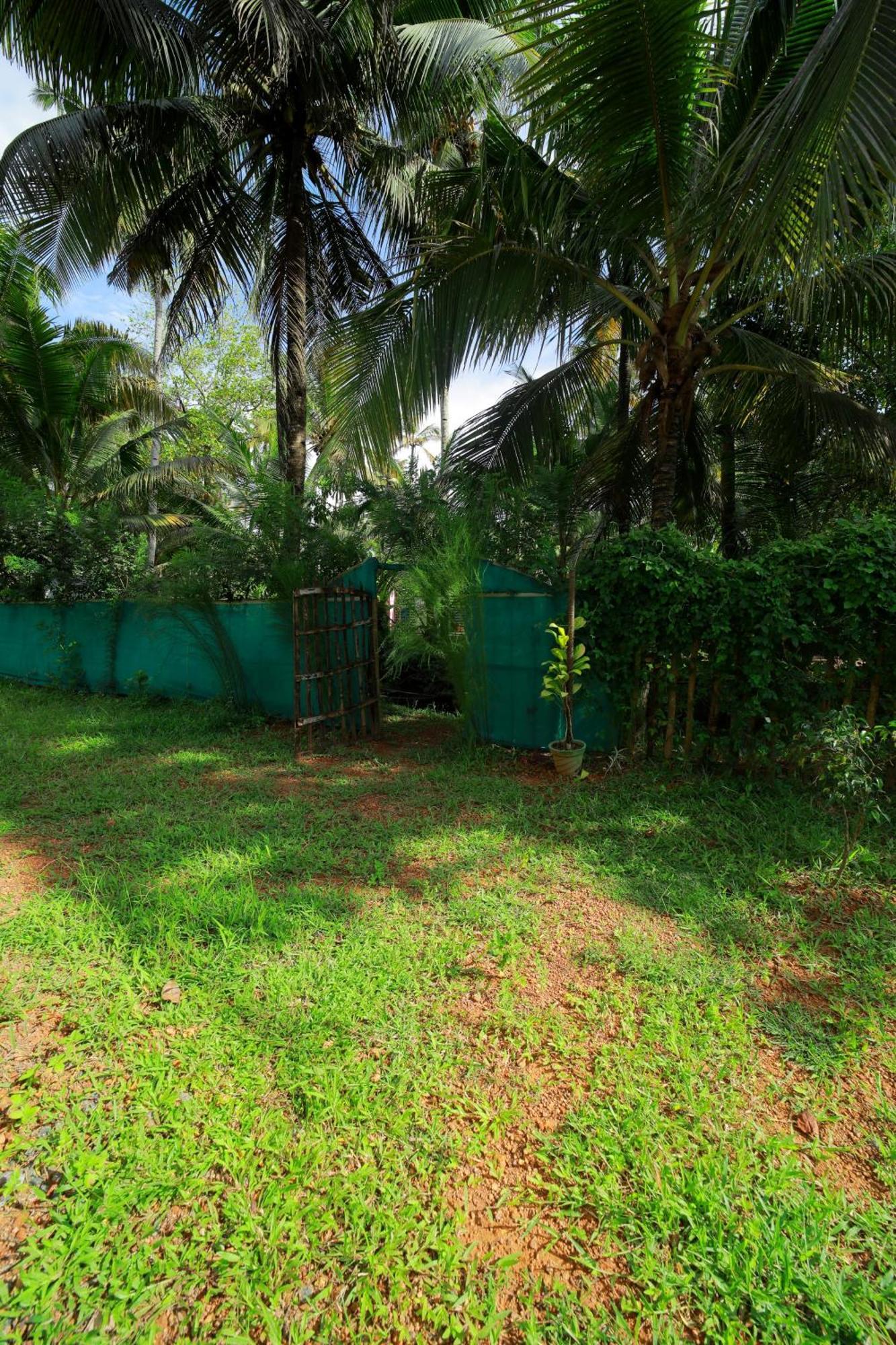 Prakruthi Residency Munroeisland Appartement Mundrothuruth Buitenkant foto