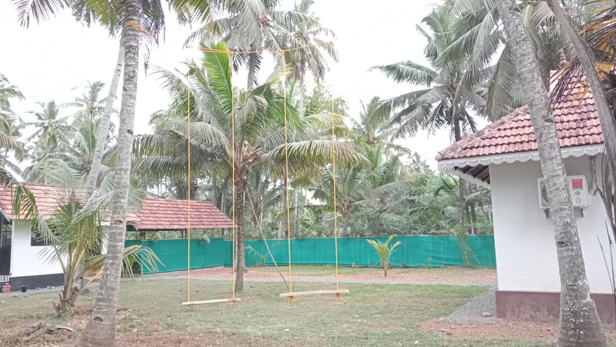 Prakruthi Residency Munroeisland Appartement Mundrothuruth Buitenkant foto