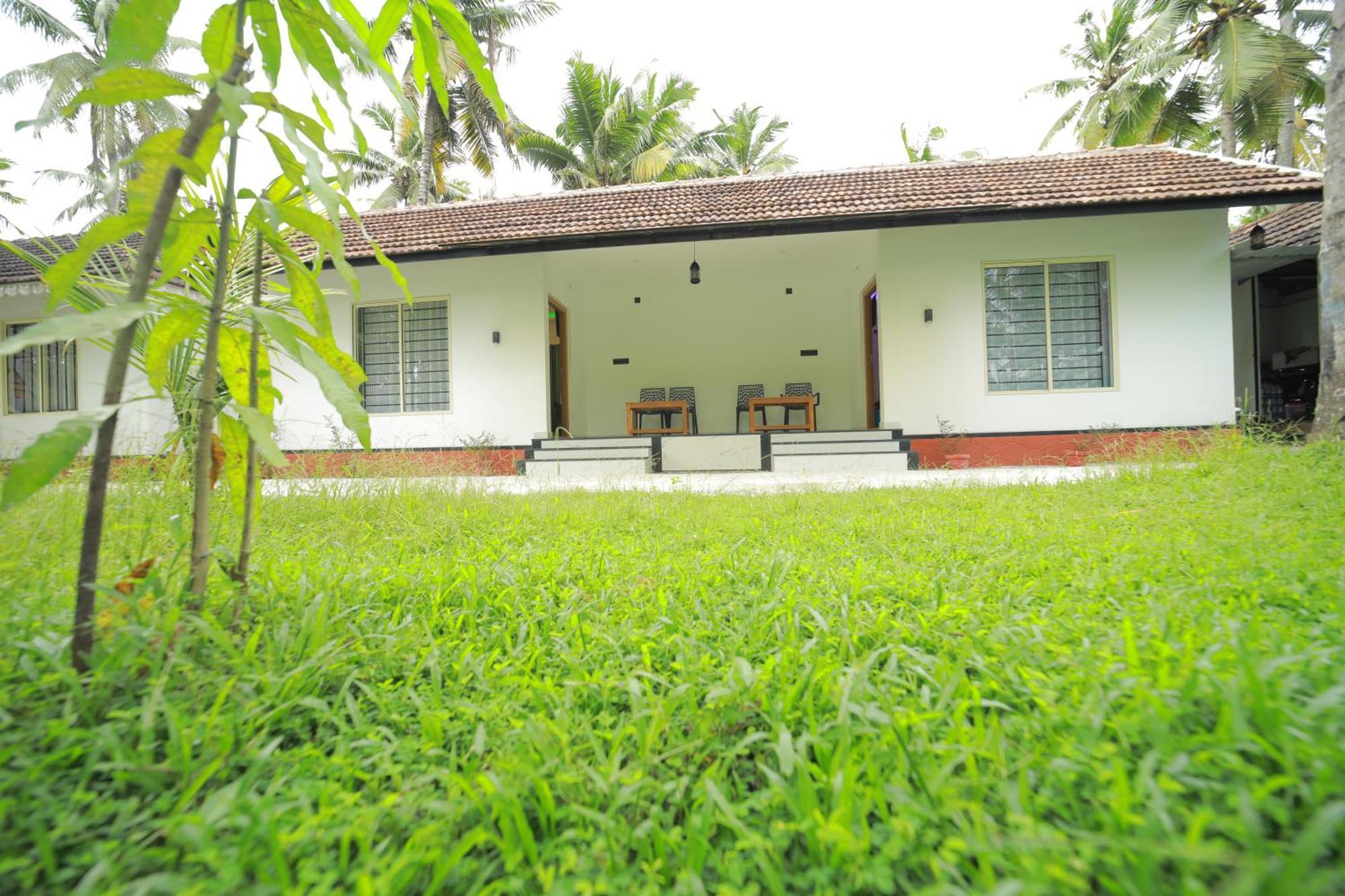 Prakruthi Residency Munroeisland Appartement Mundrothuruth Buitenkant foto