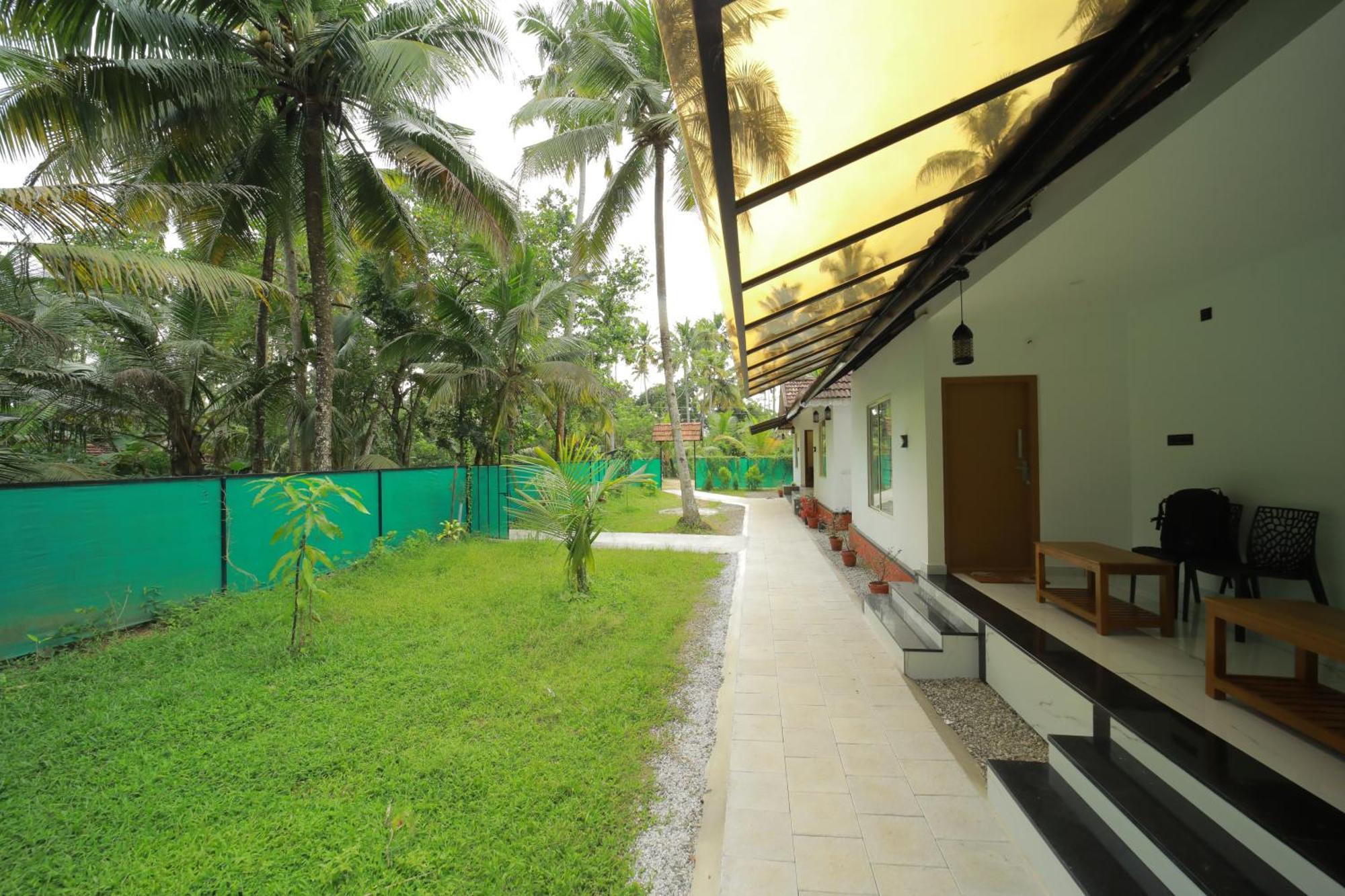 Prakruthi Residency Munroeisland Appartement Mundrothuruth Buitenkant foto