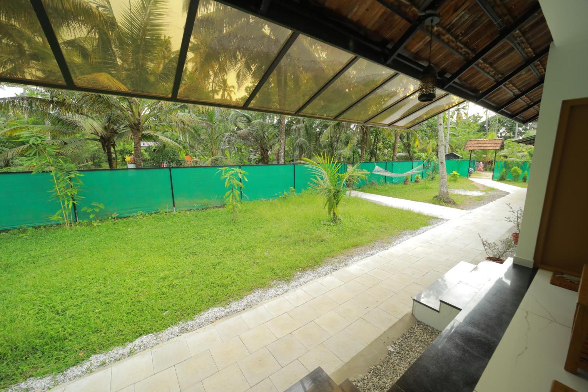 Prakruthi Residency Munroeisland Appartement Mundrothuruth Buitenkant foto